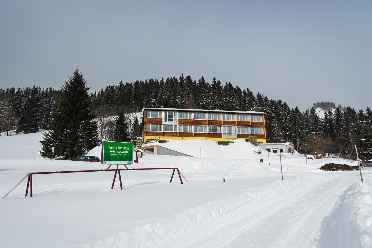 Hotel Sonnhof Hohentauern Exteriör bild