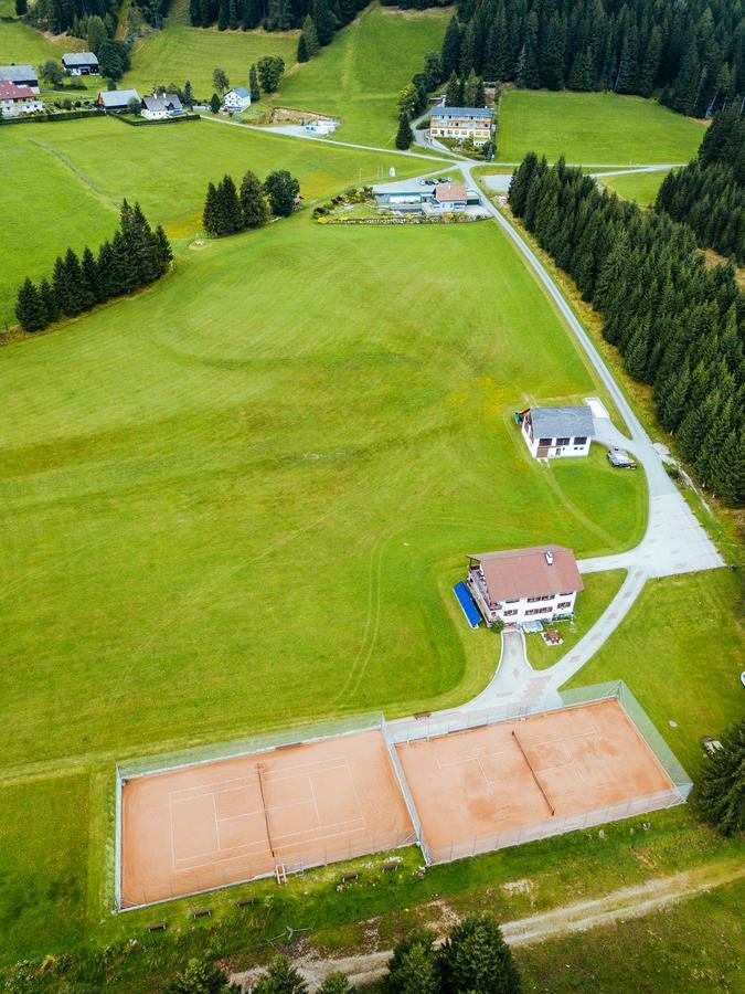 Hotel Sonnhof Hohentauern Exteriör bild